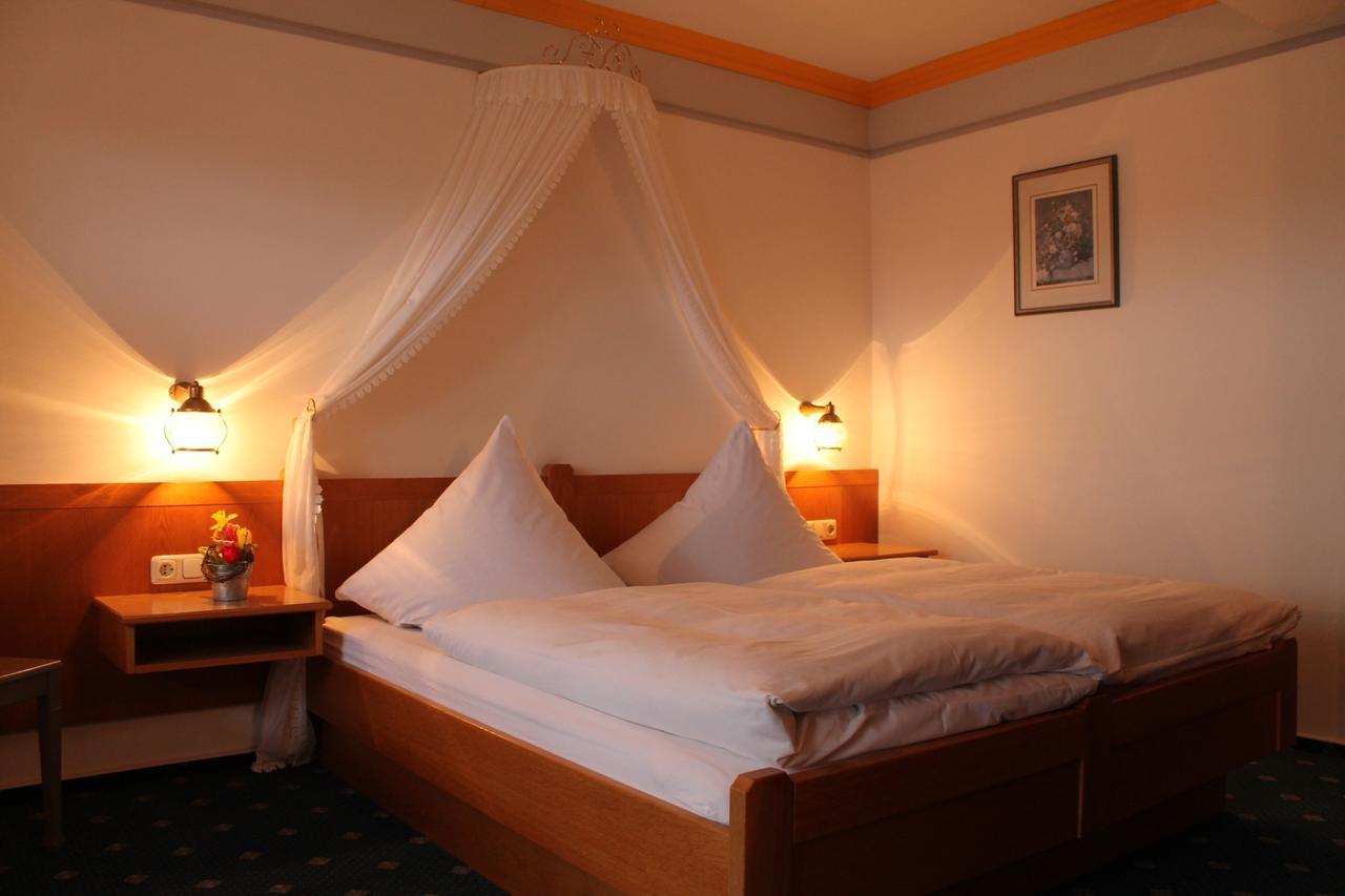 Hotel-Gasthof Zum Hirschen Durrwangen Quarto foto