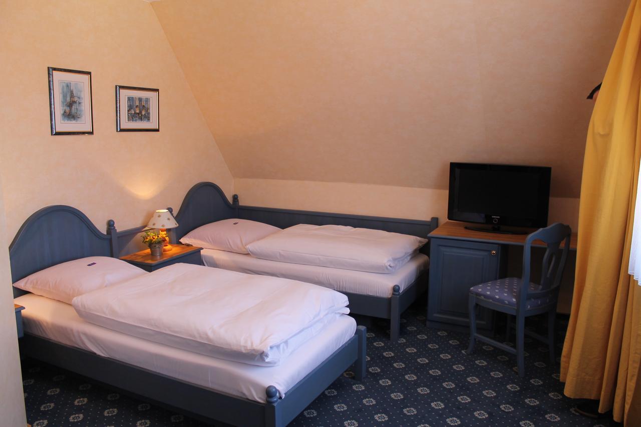 Hotel-Gasthof Zum Hirschen Durrwangen Quarto foto